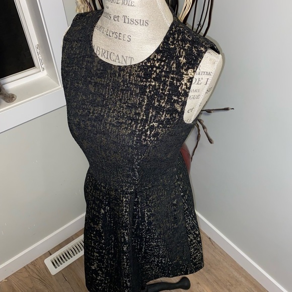 VERA Moda Black & Gold Holiday Mini Dress Size 36 Small - Picture 2 of 5